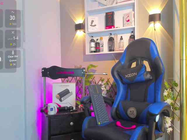 TaylorBlack Sex Cam Show