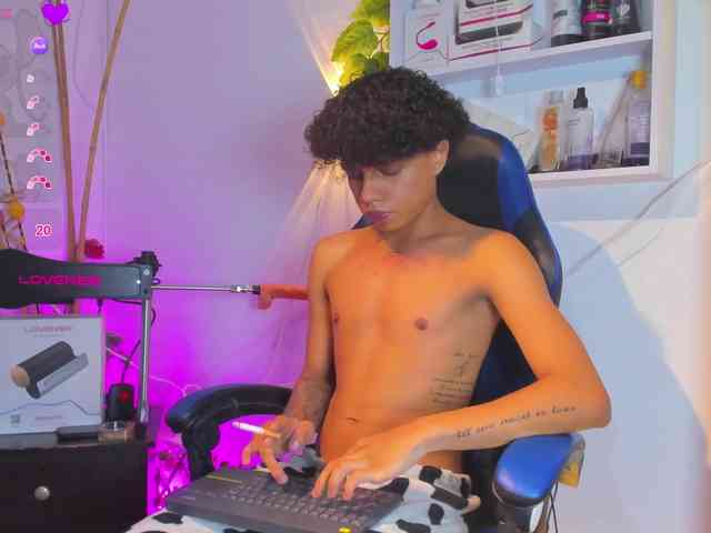 TaylorBlack TaylorBlack