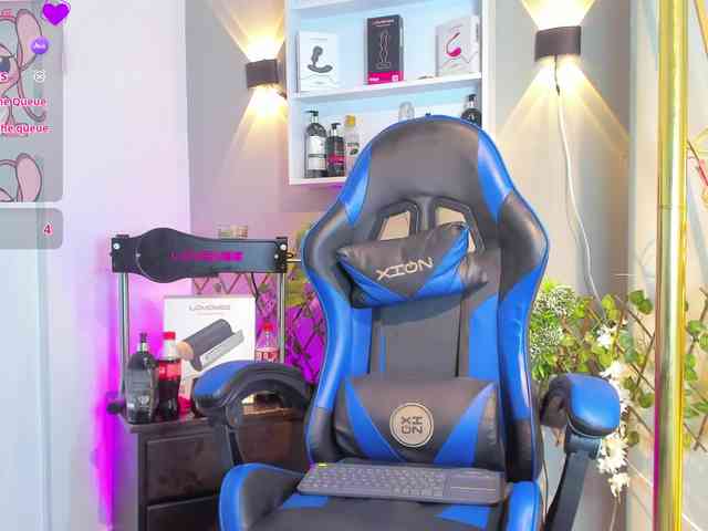 TaylorBlack Sex Cam Show