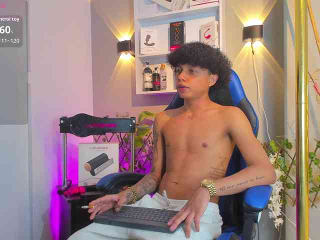 TaylorBlack TaylorBlack