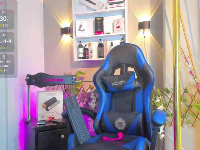 TaylorBlack Sex Cam Show