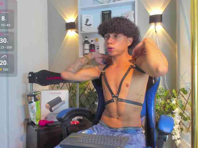 TaylorBlack Sex Cam Show