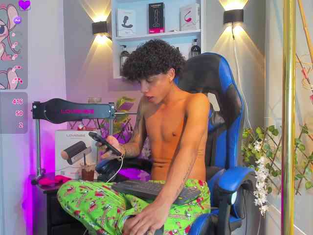 TaylorBlack Sex Cam Show