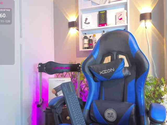 TaylorBlack Sex Cam Show