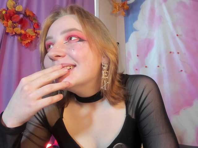 FlexxyLexy live cam
