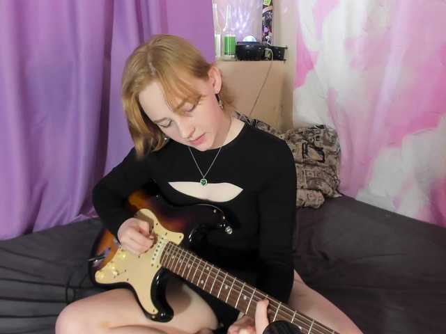 FlexxyLexy live cam on BongaCams