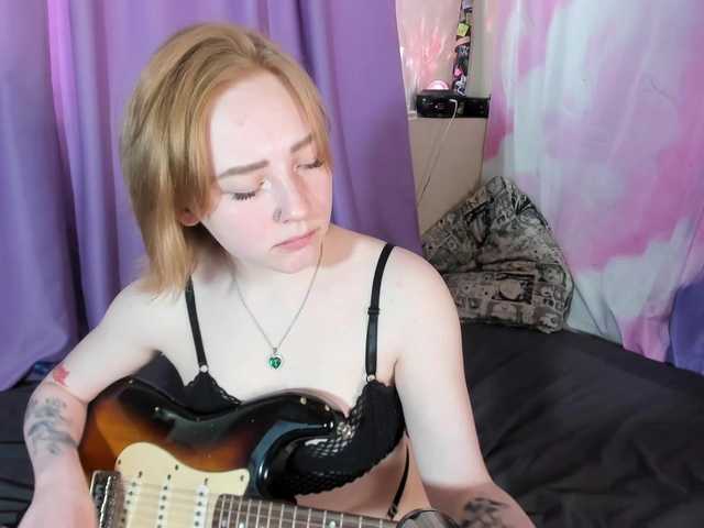 FlexxyLexy live cam on BongaCams