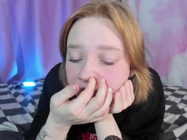 FlexxyLexy live cam on BongaCams