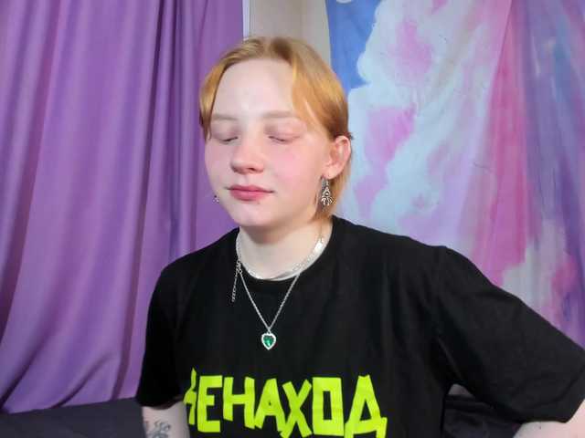 FlexxyLexy live cam on BongaCams
