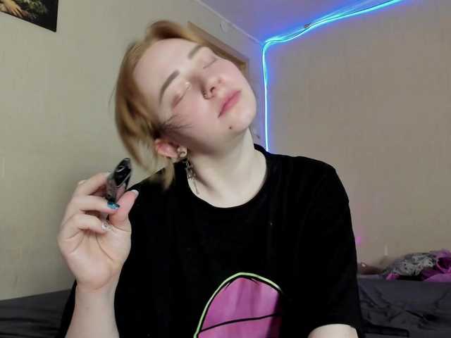 FlexxyLexy live cam on BongaCams