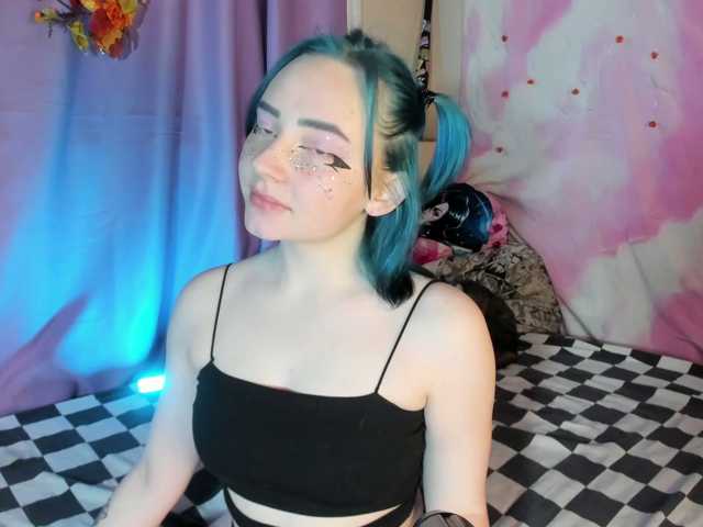 FlexxyLexy live cam on BongaCams