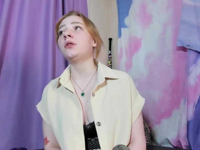 FlexxyLexy live webcam show