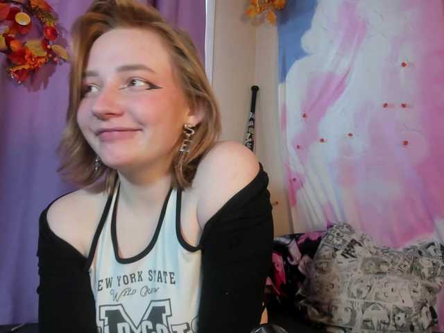 FlexxyLexy live cam preview