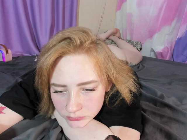 FlexxyLexy live webcam show