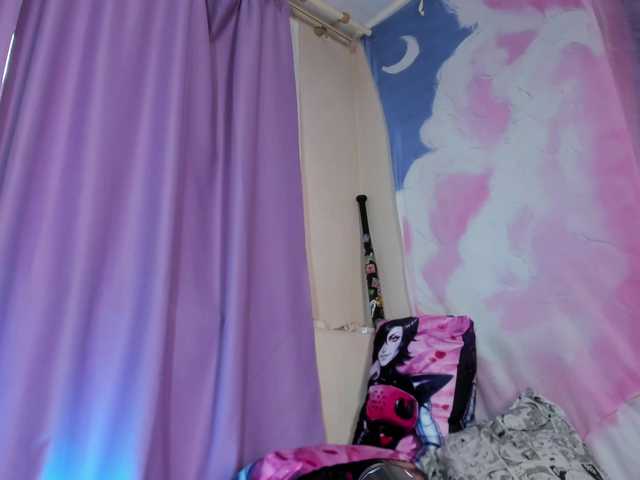 FlexxyLexy, 20 y/o - Live Cam on BongaCams