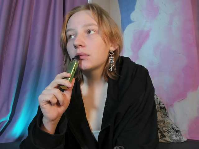 FlexxyLexy live cam on BongaCams