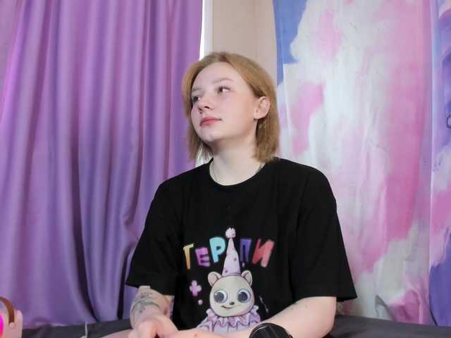 FlexxyLexy live cam on BongaCams