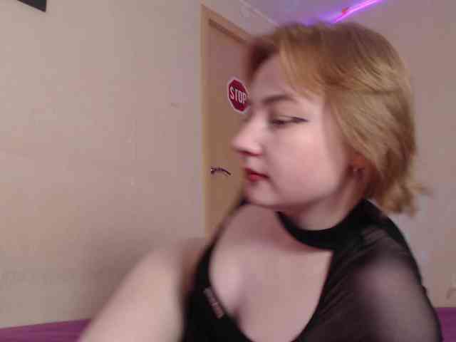FlexxyLexy webcam