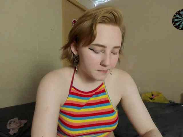 FlexxyLexy webcam