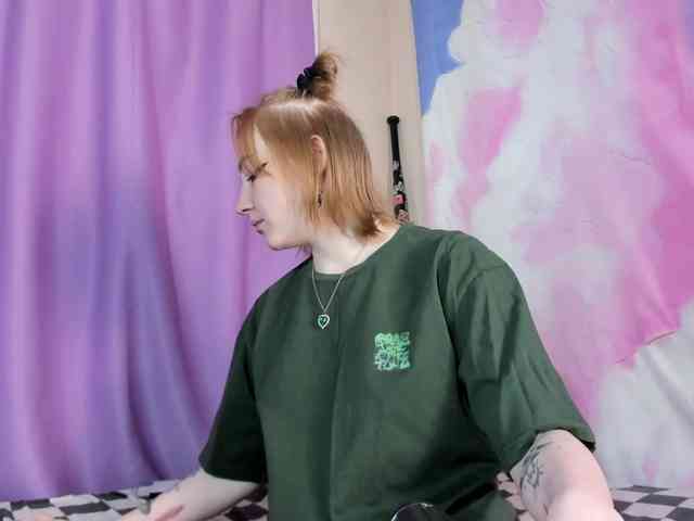 FlexxyLexy webcam