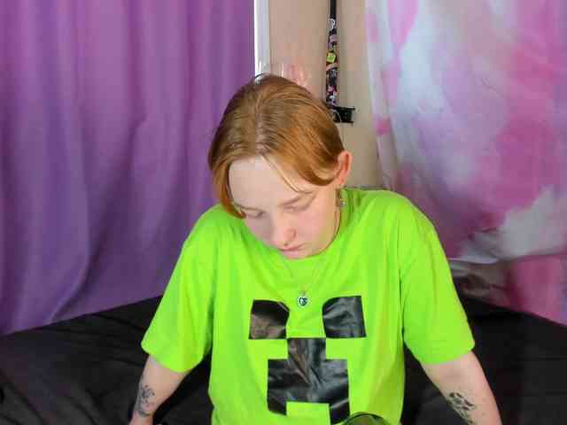 FlexxyLexy webcam