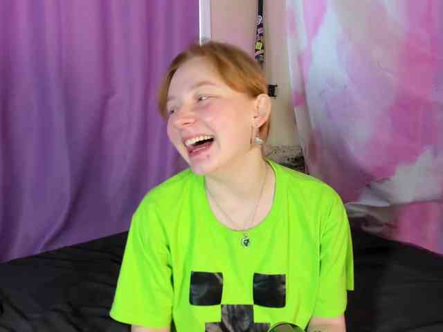 FlexxyLexy webcam