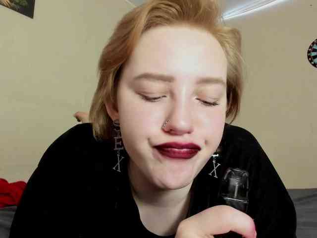 FlexxyLexy webcam