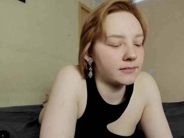 FlexxyLexy webcam