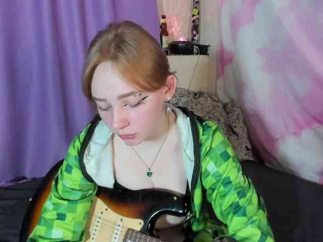 FlexxyLexy webcam