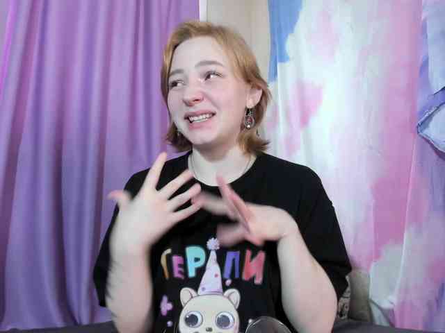 FlexxyLexy webcam