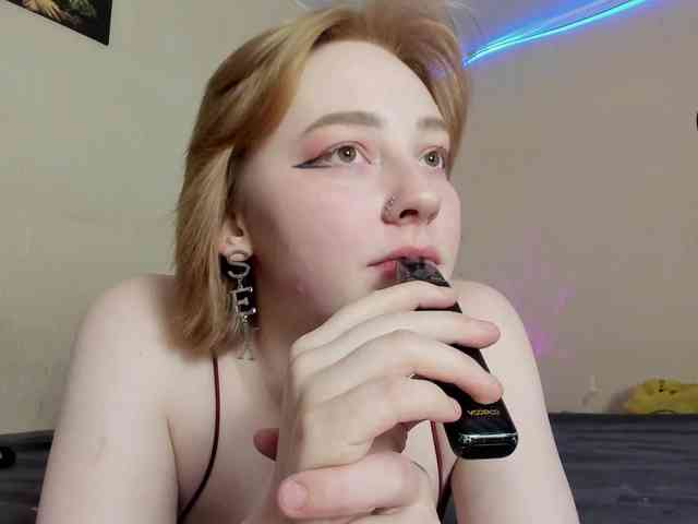 FlexxyLexy webcam