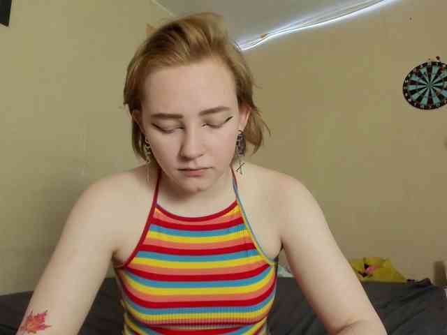 FlexxyLexy webcam