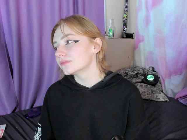 FlexxyLexy webcam