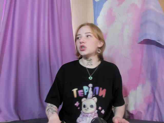 FlexxyLexy webcam