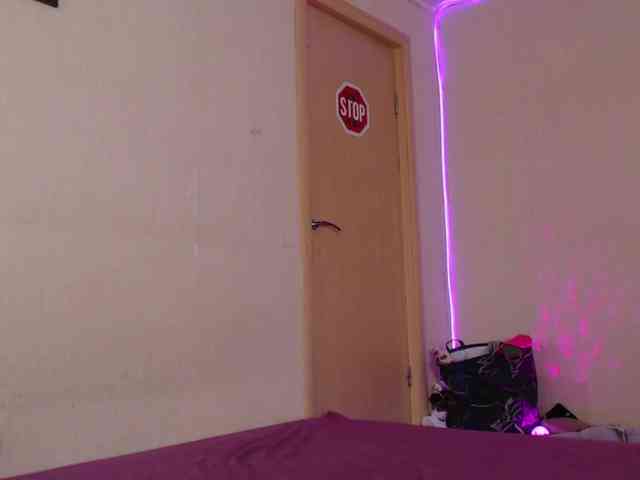 FlexxyLexy webcam