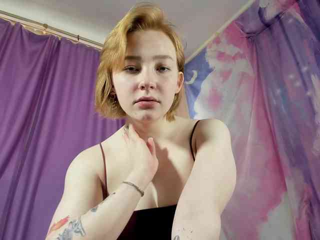 FlexxyLexy webcam