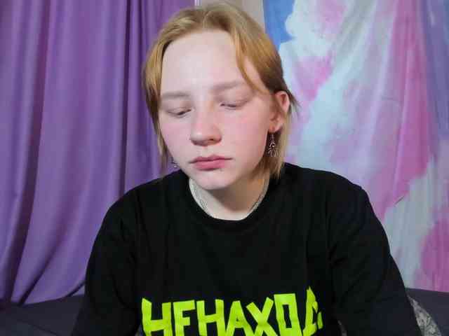 FlexxyLexy webcam