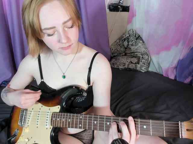 FlexxyLexy webcam