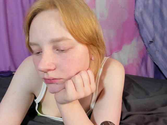 FlexxyLexy webcam