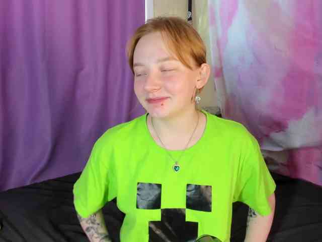 FlexxyLexy webcam