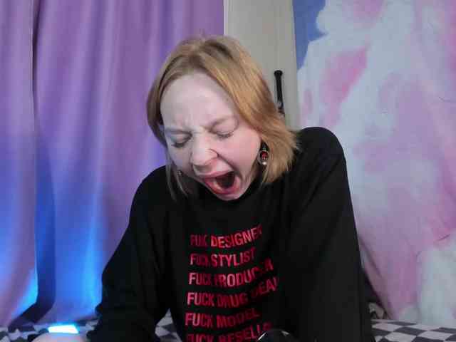 FlexxyLexy webcam