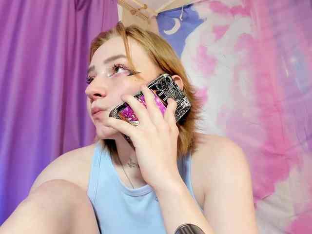 FlexxyLexy webcam