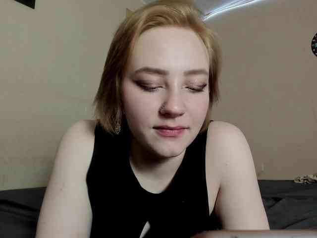 FlexxyLexy webcam