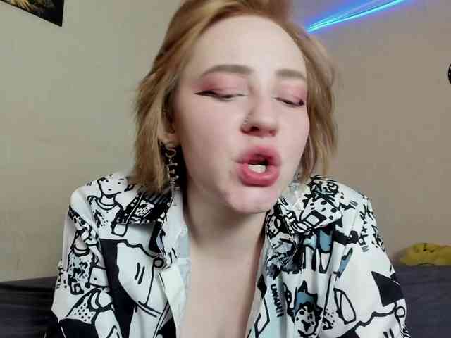 FlexxyLexy webcam