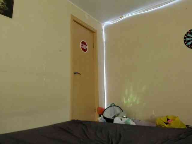 FlexxyLexy webcam