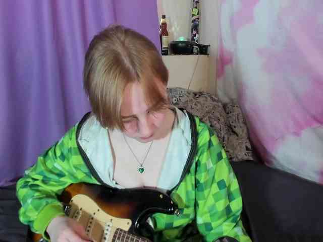 FlexxyLexy webcam