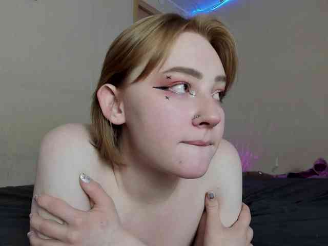 FlexxyLexy webcam