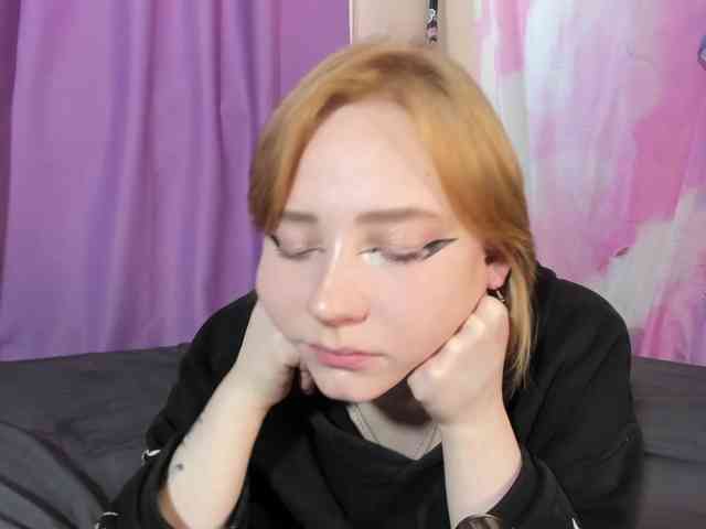 FlexxyLexy webcam