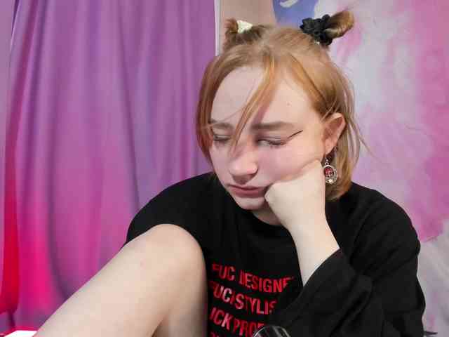 FlexxyLexy webcam