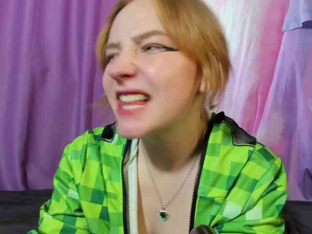 FlexxyLexy webcam